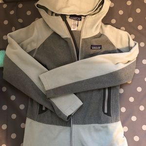 Patagonia lightweight women’s fleece